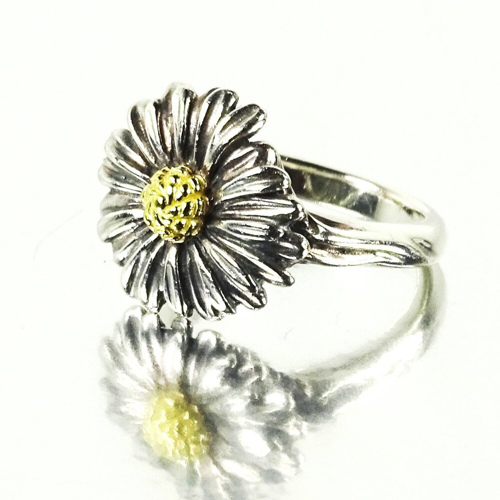 LAGOS HTF Daisy Collection Sterling Silver 750K Yellow Gold Ring Size  7